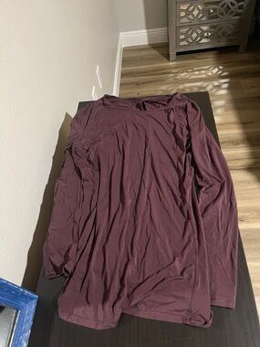Lululemon open back Long Sleeve Shirt - Burgundy